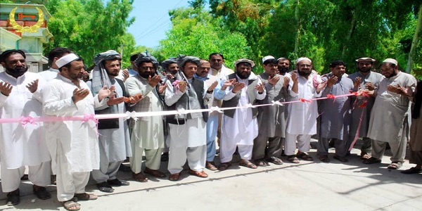 جلال اباد ښار کې د ۴ ميليونه او شپږ سوه زره افغانيو په لګښت څو رغنيزې او پرمختيايي پروژې ګټې اخيستنې ته وسپارل شوې