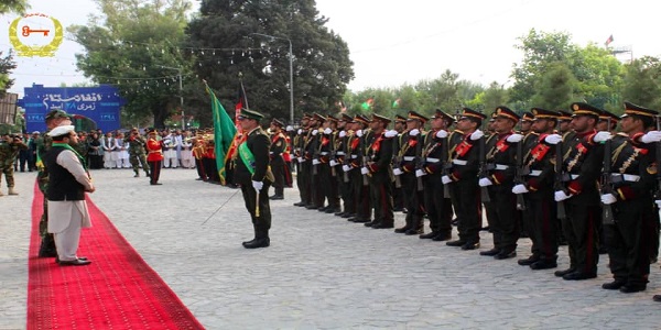 د خپلواکۍ بېرته ګټلو ۱۰۱ مې کاليزې په مناسبت د ستر مجاهد او غازي شاه امان الله خان په مزار د ګلونو ګیډۍ کېښودل شوه