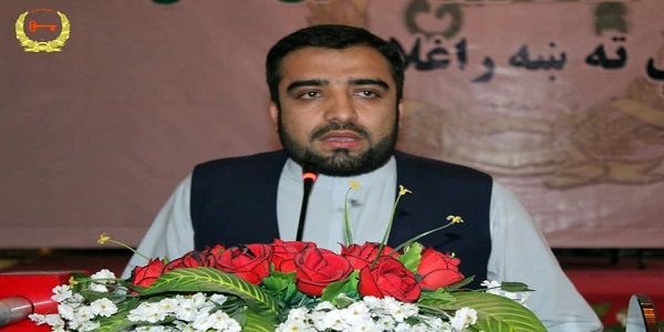 د جلال اباد په شاهي ماڼۍ کې د یوې غونډې په ترڅ کې د جلال اباد نوی ښاروال ښاریانو ته ور وپېژندل شو او د مخکیني ښاروال کړنې وستایل شوې 