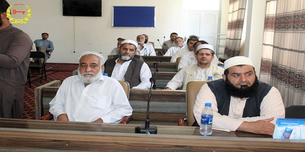 جلال اباد ښاروال جلال اباد ښار کسبګرو او اصنافو خونې مسولينو او غړو سره د پيژندګلوۍ ناسته وکړه